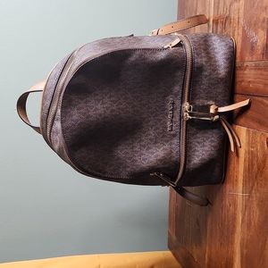 MAKE OFFER Michael Kors Rhea Backpack